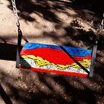 Cabanas Detras Del Cipres